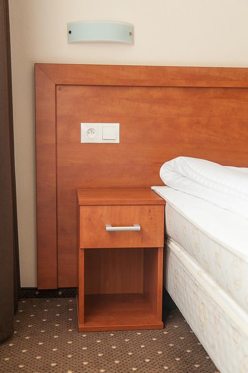 Papaver Hotel Ślesin 部屋 写真